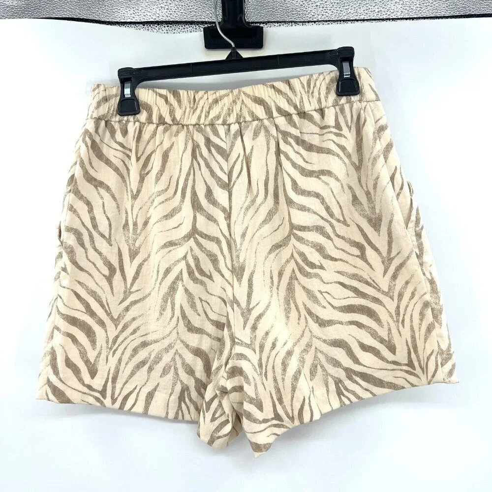 Carolina Belle Montreal Animal Print Beige Pull On Short Women's 2